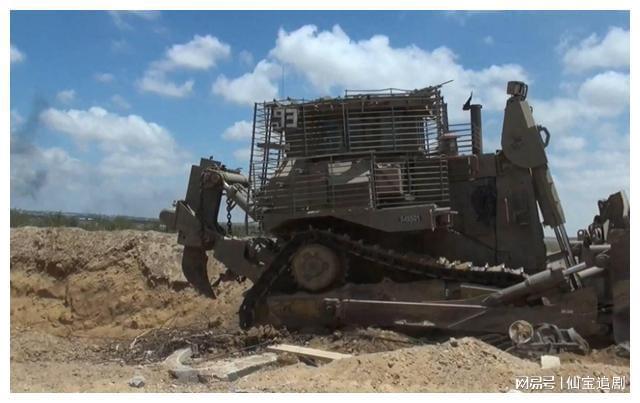 爱体育以色列将派出世界最强大装甲推土机进攻：铲平加沙地道(图3)