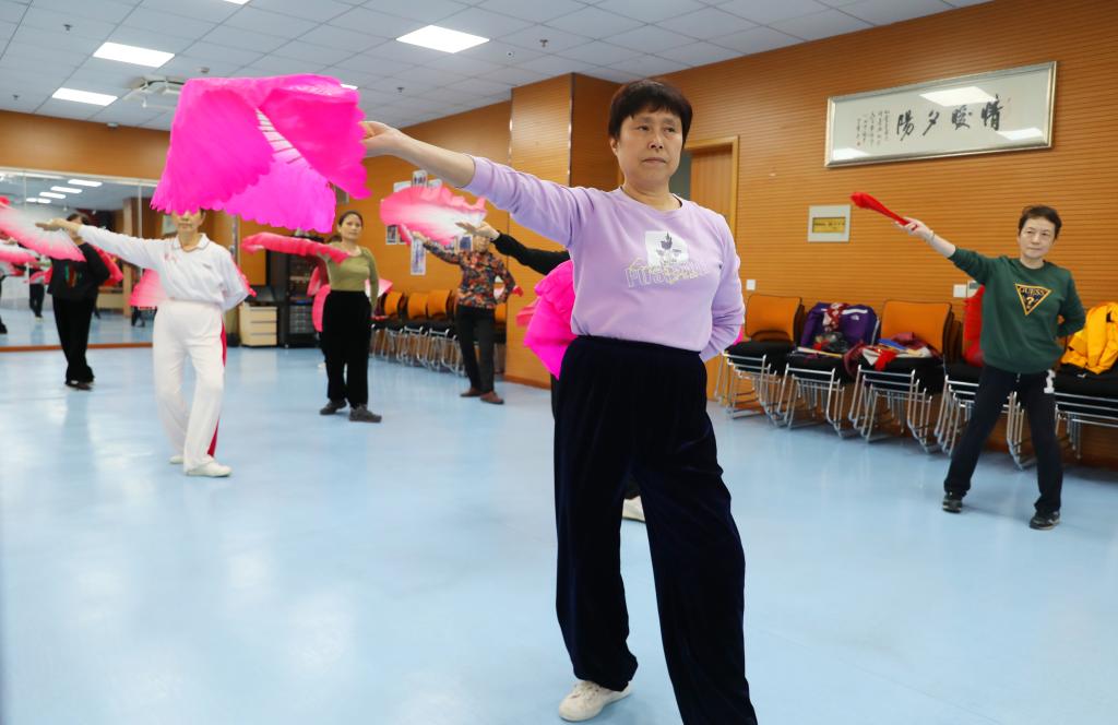E星体育网址健康不“宅”冬冬季运动小贴士来了(图1)